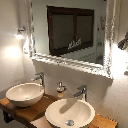 Schoene Altes Gebaelk Fachwerkhaus Lejlighed *