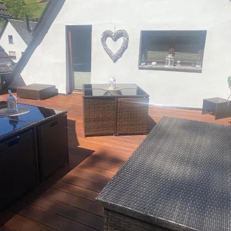 Schoene Altes Gebaelk Fachwerkhaus * Бахарах