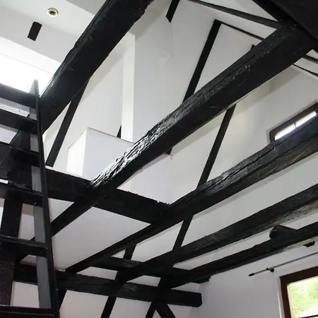 Schoene Altes Gebaelk Fachwerkhaus Бахарах