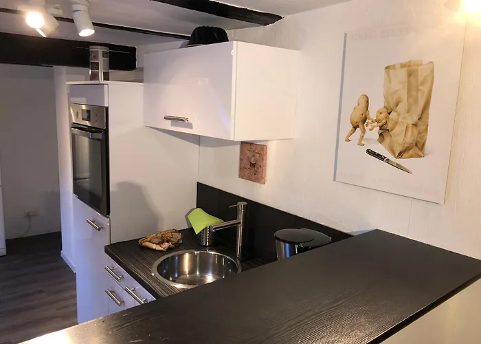 Schoene Altes Gebaelk Fachwerkhaus *